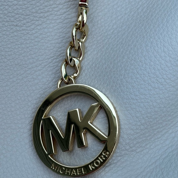 Michael Kors Cream with gold hardware pebbled leather bag EUC - Picture 3 of 16